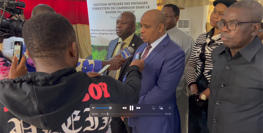 “This Agreement will help the two protected areas to protect biodiversity and to help the communities who are living around this park” noted Mr. Nouhou Bello, the Senior Divisional Officer of the Ocean Division in Cameroon.