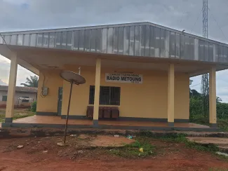 External view of Radio Metoung in Abong-bang